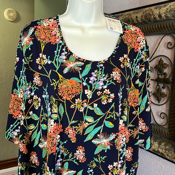 NWT Ulla Popken Knit Stretch Top pretty floral print / short sleeved Sz 24/26 - Picture 2 of 13